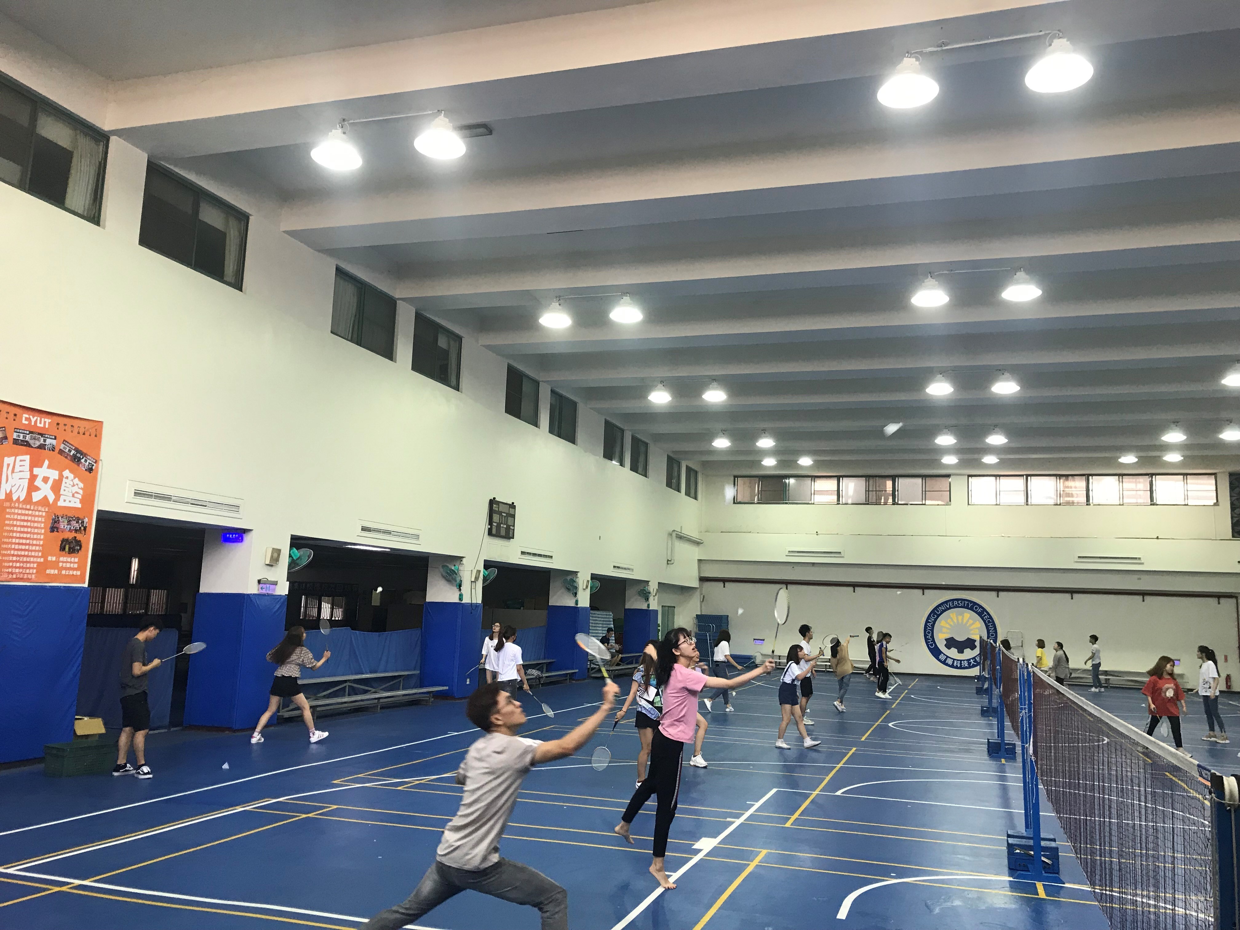 體育課程-羽球